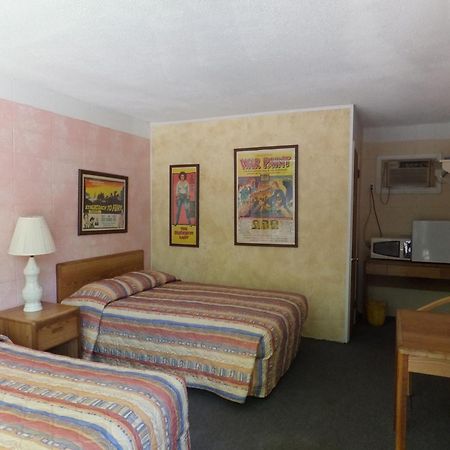 Windsor Motel เลคจอร์จ ภายนอก รูปภาพ